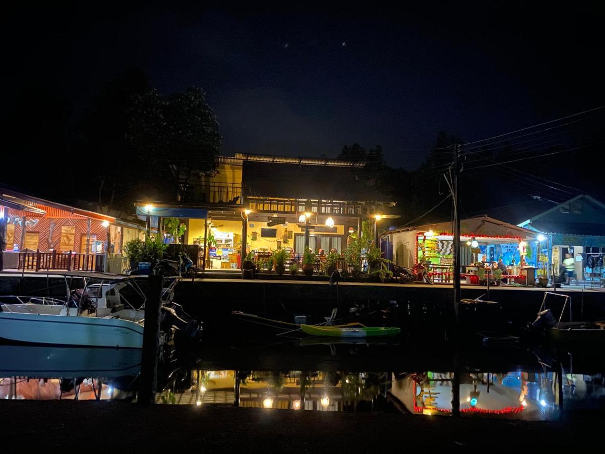 Baan Rabieng Talay Homestayบ้านระเบียงทะเล โฮมสเตย์เกาะกูด Ko Kut 外观 照片
