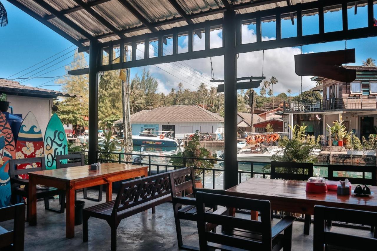Baan Rabieng Talay Homestayบ้านระเบียงทะเล โฮมสเตย์เกาะกูด Ko Kut 外观 照片